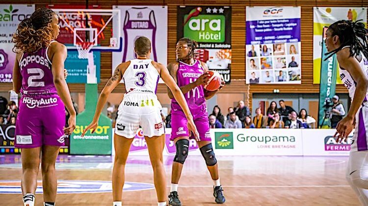 BALLE ORANGE – Tarbes entre honneurs et difficultés